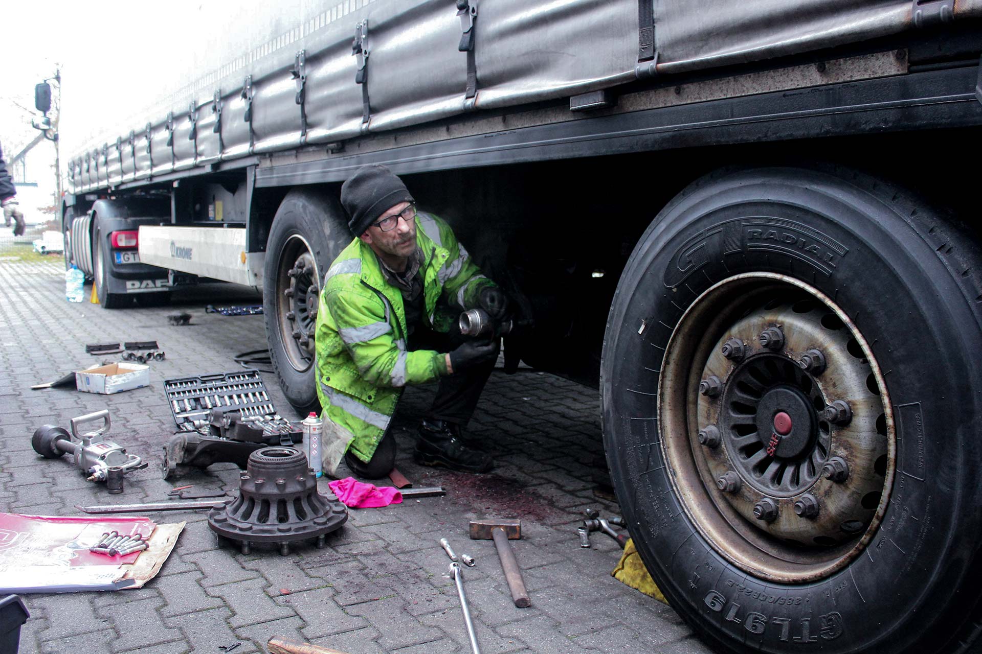 trailer service